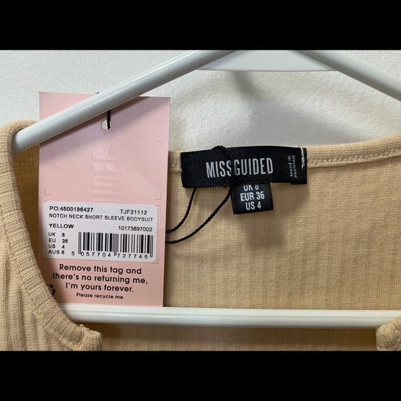 3/$20! ✨ Missguided Rib Neck Bodysuit - Picture 3 of 5